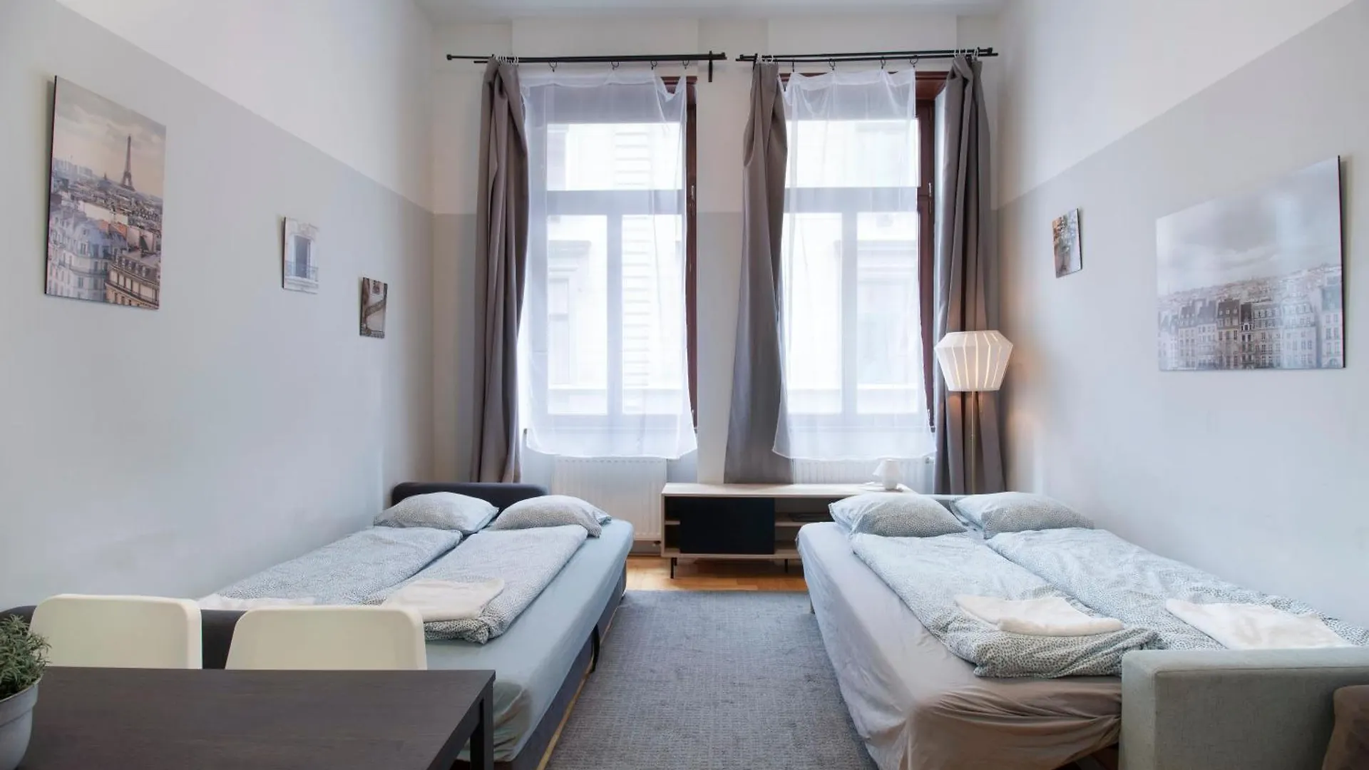 בודפשט 2 Bedroom Central Apt Inside Gozsdu Passage 0*,